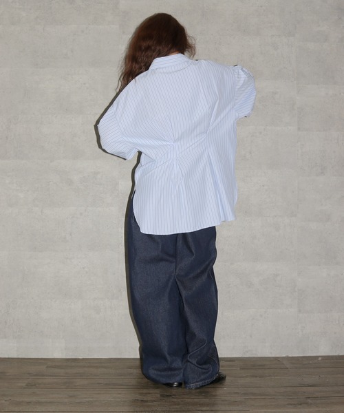 cheriella（シェリエラ）の「【cheriella】ウエストタックストライプシャツ　WAIST TUCK STRIPE SHIRT（シャツ/ブラウス・レディース・ピンク/ブルー・FREE）」の11枚目の写真