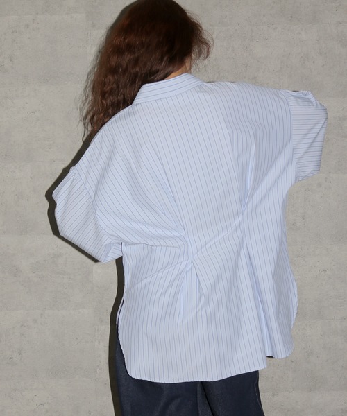 cheriella（シェリエラ）の「【cheriella】ウエストタックストライプシャツ　WAIST TUCK STRIPE SHIRT（シャツ/ブラウス・レディース・ピンク/ブルー・FREE）」の8枚目の写真
