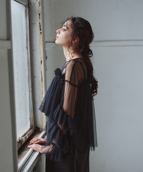 Callarus(カラルス)の「2点セットアップドレス(ノーカラージレ+チュールフリルドッキングワンピース)〔Callarus〕(ドレス・レディース・ブラック/ブラック×グレー・S/M/L)」の3枚目の写真