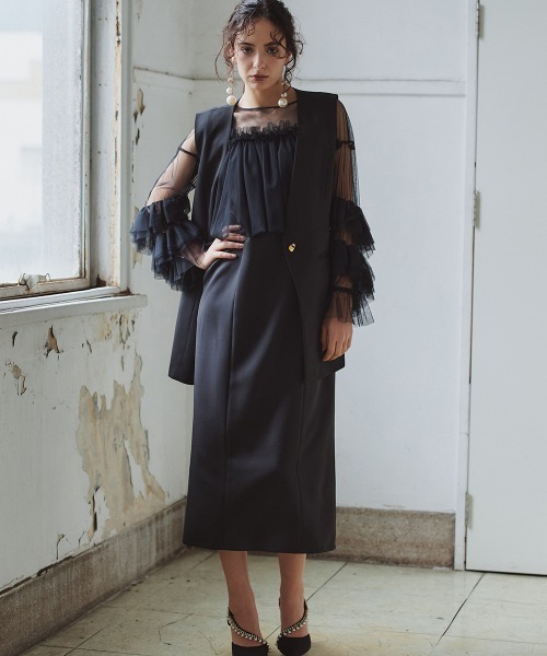 Callarus(カラルス)の「2点セットアップドレス(ノーカラージレ+チュールフリルドッキングワンピース)〔Callarus〕(ドレス・レディース・ブラック/ブラック×グレー・S/M/L)」の9枚目の写真