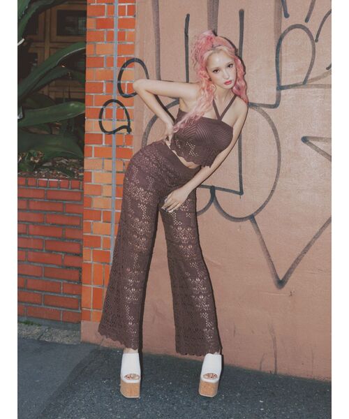 GYDA(ジェイダ)の「GGクロシェニットパンツ【セットアップ着用可能】(その他パンツ・レディース・ブラック/ブラウン/オフホワイト・FREE)」の17枚目の写真