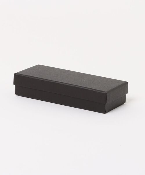 INASTUDIOS（イーナストゥディオス）の「Circle in Square / サークルインスクエア 腕時計 付属品 BOX付き（アナログ腕時計・レディース・ホワイト/ブラック/ワインレッド・FREE）」の9枚目の写真
