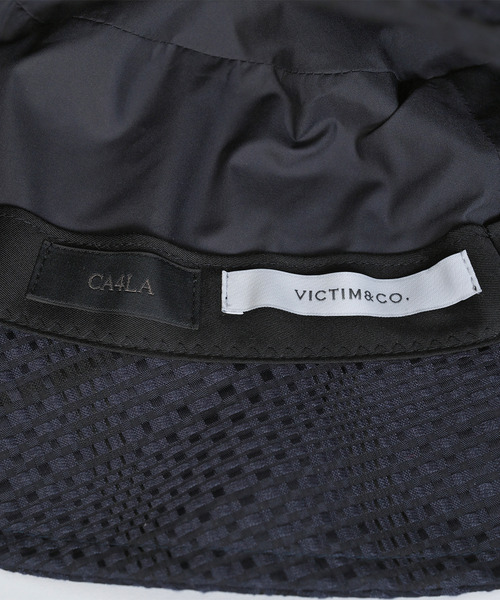 VICTIM(ヴィクティム)の「VICTIM ヴィクティム / ×CA4LA BUCKET HAT カシラコラボレーションバケットハット / VTM-26-A-003(ハット・メンズ・ブラック/ホワイト/ネイビー・FREE)」の9枚目の写真