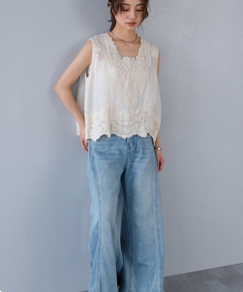 murea(ミュレア)の「シアーコットンレースフラワーモチーフノースリーブブラウス(シャツ/ブラウス・レディース・アイボリー/ホワイト・FREE)」の17枚目の写真