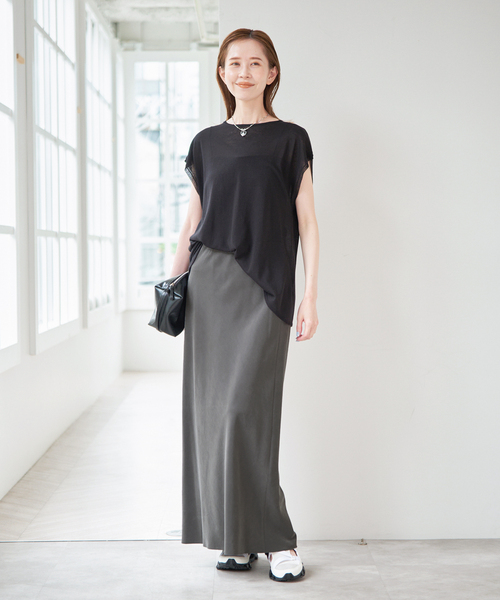 U by SPICK&SPAN（ユーバイスピックアンドスパン）の「フィブリルロングスカート（スカート・レディース・ホワイト/チャコールグレー/カーキ・FREE）」の4枚目の写真