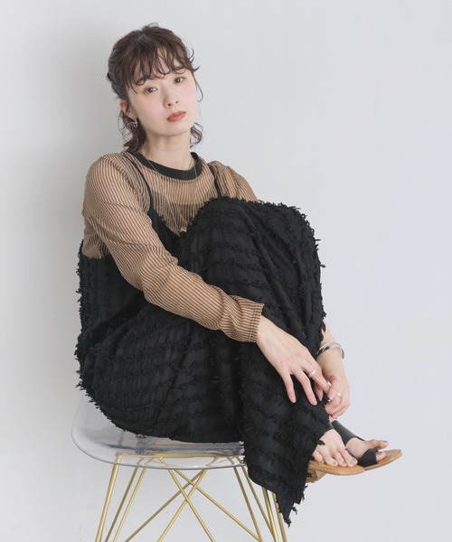 Yeoun(ヨウン)の「フリンジロングキャミワンピース(ワンピース・レディース・キナリ/ブラック・M)」の11枚目の写真