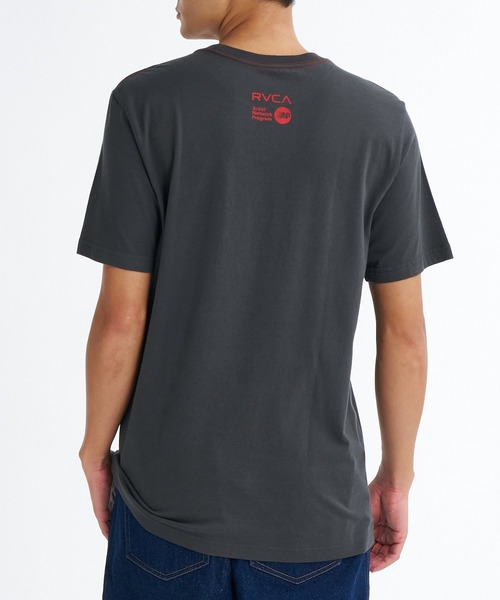 RVCA(ルーカ)の「RVCA メンズ RVCA EVOLUTION SS Tシャツ 【2026年夏モデル】(Tシャツ/カットソー・メンズ・ブラック系その他/オフホワイト・SMALL/LARGE/X-LARGE/MEDIUM)」の8枚目の写真