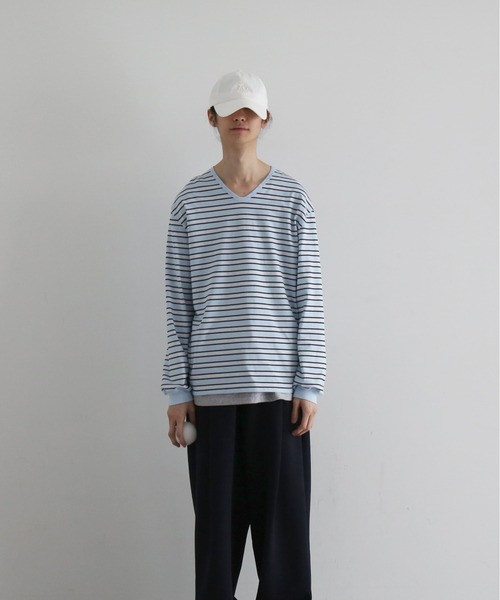 KAIKO(カイコー)の「KAIKO V neck border l/s t-shirt(Tシャツ/カットソー・メンズ・レッド/サックスブルー/トップグレー・2/1)」の2枚目の写真