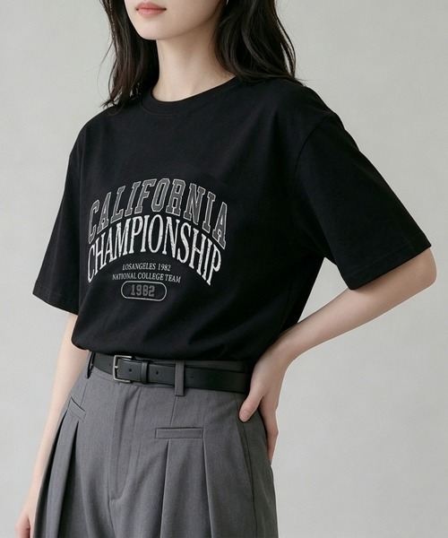 aimoha（アイモハ）の「カレッジロゴプリントTシャツ（Tシャツ/カットソー・レディース・ライトグレー/ホワイト/ダークグレー/チョコ/ブラック・FREE）」の17枚目の写真