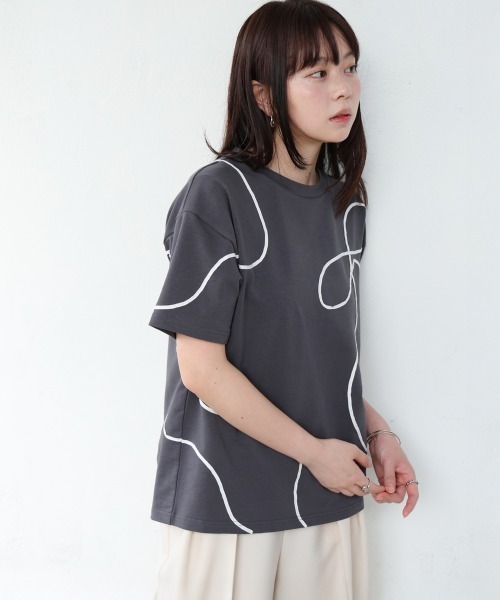 Bab(バブ)の「コード刺繍使いTシャツ(Tシャツ/カットソー・レディース・オフホワイト/グリーン/チャコールグレー・FREE)」の14枚目の写真