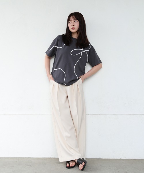 Bab(バブ)の「コード刺繍使いTシャツ(Tシャツ/カットソー・レディース・オフホワイト/グリーン/チャコールグレー・FREE)」の15枚目の写真