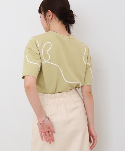 Bab(バブ)の「コード刺繍使いTシャツ(Tシャツ/カットソー・レディース・オフホワイト/グリーン/チャコールグレー・FREE)」の7枚目の写真