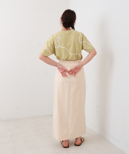 Bab(バブ)の「コード刺繍使いTシャツ(Tシャツ/カットソー・レディース・オフホワイト/グリーン/チャコールグレー・FREE)」の8枚目の写真