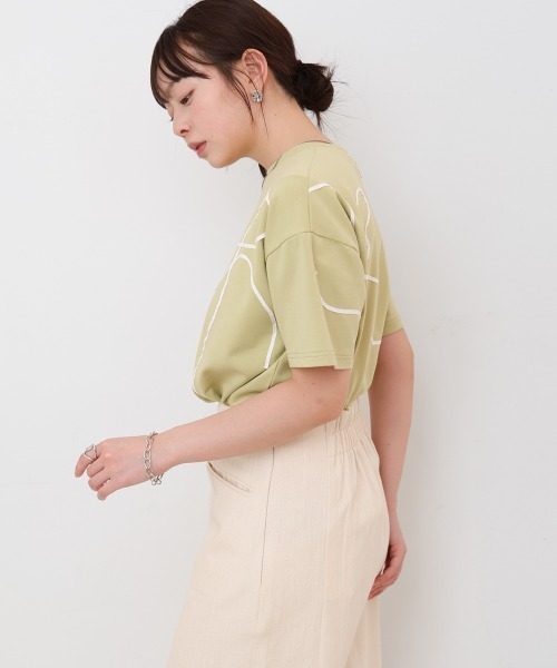 Bab(バブ)の「コード刺繍使いTシャツ(Tシャツ/カットソー・レディース・オフホワイト/グリーン/チャコールグレー・FREE)」の9枚目の写真