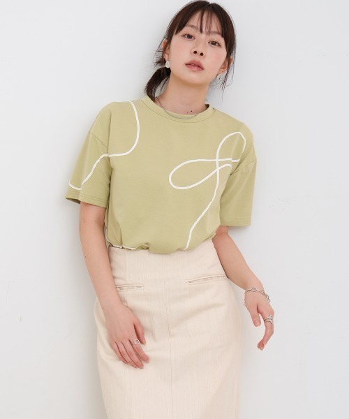 Bab(バブ)の「コード刺繍使いTシャツ(Tシャツ/カットソー・レディース・オフホワイト/グリーン/チャコールグレー・FREE)」の10枚目の写真