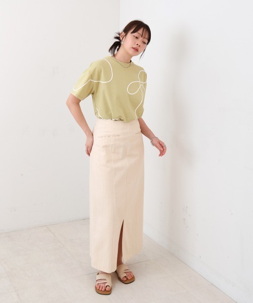 Bab(バブ)の「コード刺繍使いTシャツ(Tシャツ/カットソー・レディース・オフホワイト/グリーン/チャコールグレー・FREE)」の12枚目の写真
