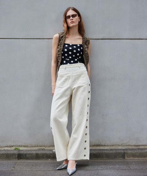 MAISON SPECIAL(メゾンスペシャル)の「Military Gathered TOPs/ミリタリーギャザートップス(シャツ/ブラウス・レディース・ブラック/ホワイト/カーキ・FREE)」の10枚目の写真