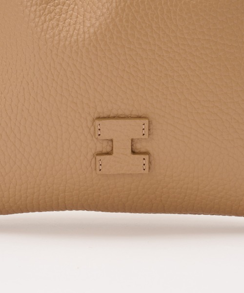 IACUCCI(イアクッチ)の「【予約】グラーノ 2WAYTOTE CERVO(ショルダーバッグ・レディース・グリーン/オレンジ/アイボリー/キャメル/チャコールグレー・FREE)」の20枚目の写真