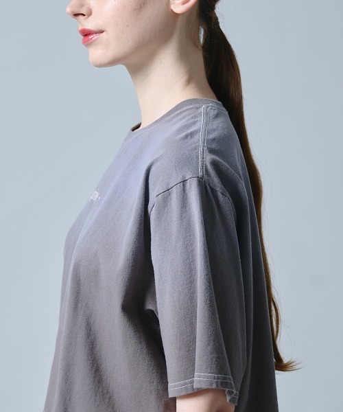 DOUBLE STANDARD CLOTHING(ダブルスタンダードクロージング)の「製品染め天竺Tシャツ(Tシャツ/カットソー・レディース・ブラウン/サックスブルー・FREE)」の14枚目の写真