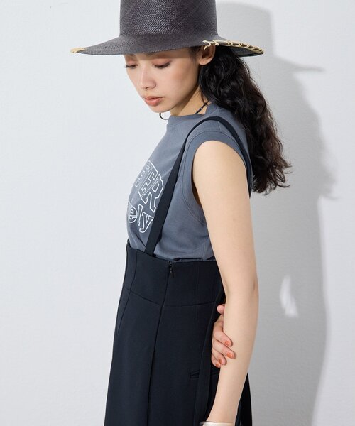 Whim Gazette(ウィムガゼット)の「ノースリーブロゴTシャツ(Tシャツ/カットソー・レディース・チャコールグレー/オフホワイト/ピンクベージュ・FREE)」の9枚目の写真