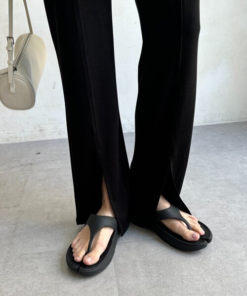 DouDou(ドゥドゥ)の「リブライクダンボールスリットパンツ(その他パンツ・レディース・ブラック/モカ・FREE)」の4枚目の写真