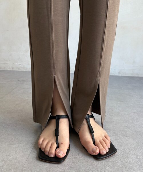 DouDou(ドゥドゥ)の「リブライクダンボールスリットパンツ(その他パンツ・レディース・ブラック/モカ・FREE)」の14枚目の写真