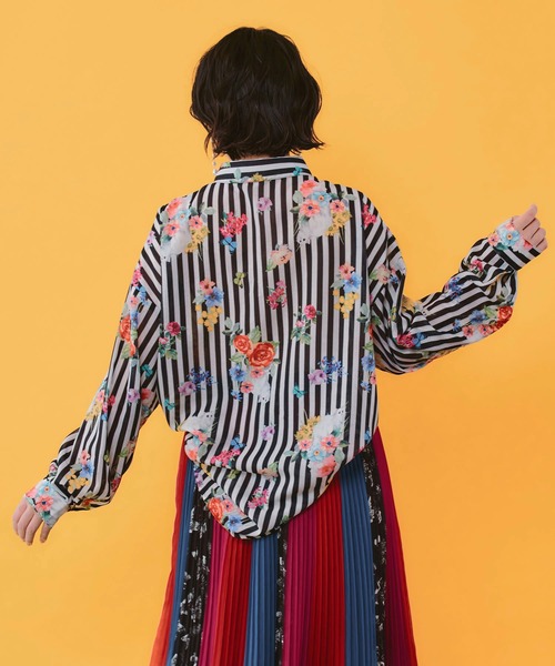 ScoLar(スカラー)の「162649:ポラロイド柄or花ネコストライプ柄 ガーゼシャツ(シャツ/ブラウス・レディース・ブラック/オフホワイト・M)」の20枚目の写真