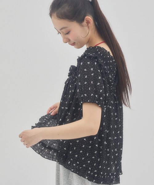 DISCOAT(ディスコート)の「【umm.】花柄シャーリングブラウス(シャツ/ブラウス・レディース・アイボリー/ネイビー/ブラック・FREE)」の18枚目の写真