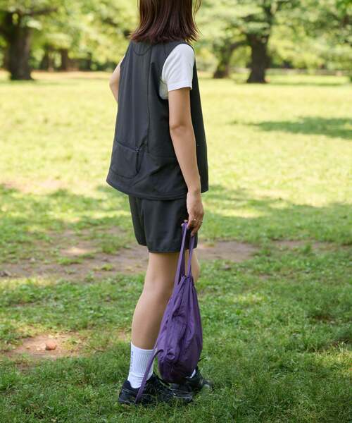 OUTDOOR PRODUCTS(アウトドアプロダクツ)の「ULT SPORTS RUNNIN' PACKABLE VEST(その他アウター・レディース・ベージュ/チャコールグレー・FREE)」の18枚目の写真