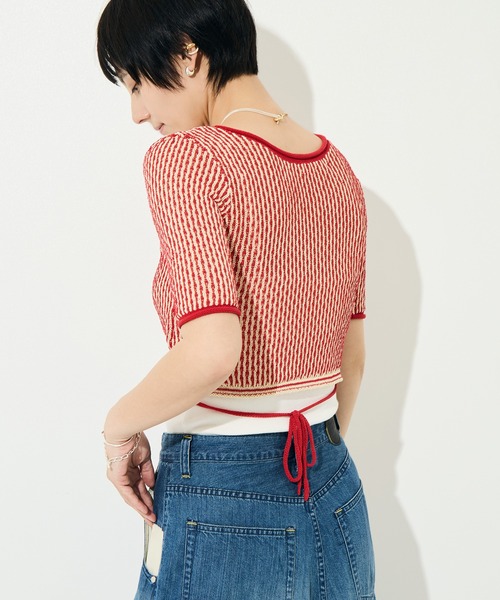 muller of yoshiokubo（ミュラーオブヨシオクボ）の「[muller of yoshiokubo/ミュラー オブ ヨシオクボ]RIPPLE LACE-UP KNIT（ニット/セーター・レディース・レッド/ブラック・S）」の3枚目の写真