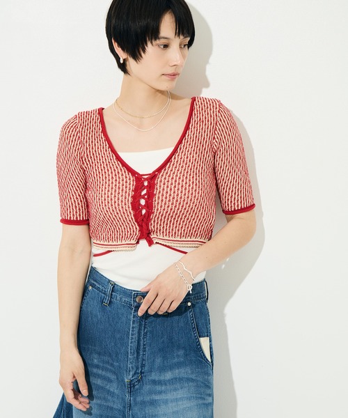 muller of yoshiokubo（ミュラーオブヨシオクボ）の「[muller of yoshiokubo/ミュラー オブ ヨシオクボ]RIPPLE LACE-UP KNIT（ニット/セーター・レディース・レッド/ブラック・S）」の4枚目の写真