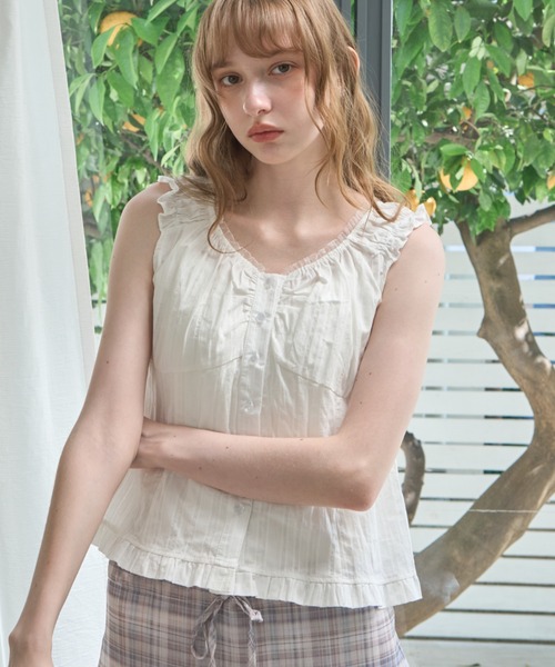 Birthday room(バースデイルーム)の「フリルギャザーノースリーブBL/Frilled gathered sleeveless BL(シャツ/ブラウス・レディース・ネイビー/ホワイト/ミント・FREE)」の7枚目の写真