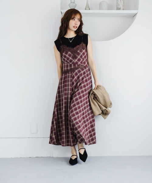 mysty woman（ミスティウーマン）の「切り替えチェックレースキャミワンピース 1046907（ワンピース・レディース・ボルドー/ブルー・FREE）」の3枚目の写真