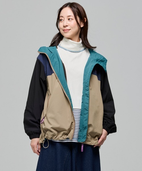 KRIFF MAYER Lady's Collection(クリフメイヤーレディースコレクション)の「アクティブゆったりAラインマウンテンパーカー(マウンテンパーカー・レディース・ネイビー/カラフル/ブラック/その他5/ベージュ/レンガ・MEDIUM/LARGE)」の15枚目の写真