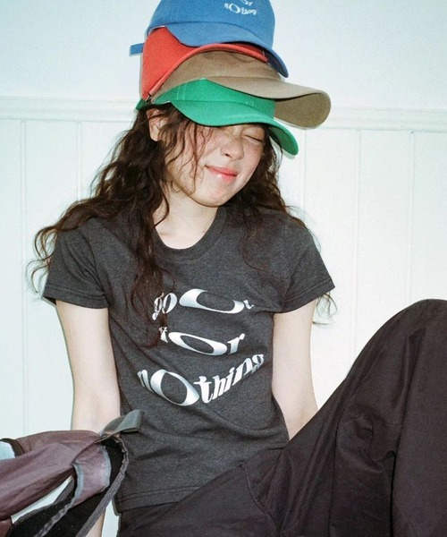 AsheKsha（アシクシャ）の「プリント半袖トップス（Tシャツ/カットソー・レディース・グレー・M）」の3枚目の写真