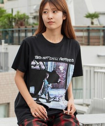 ROOPTOKYO（ループトウキョウ）の「Red Hot Chilli Peppers Unisex Premium Carbon T-Shirt: The Gateway Tracklist(Black)(Back Print) バンドTシャツ プリントTシャツ 半袖 クルーネック ロック ストリート メンズ レディース 2026年 夏 夏服（Tシャツ/カットソー）」
