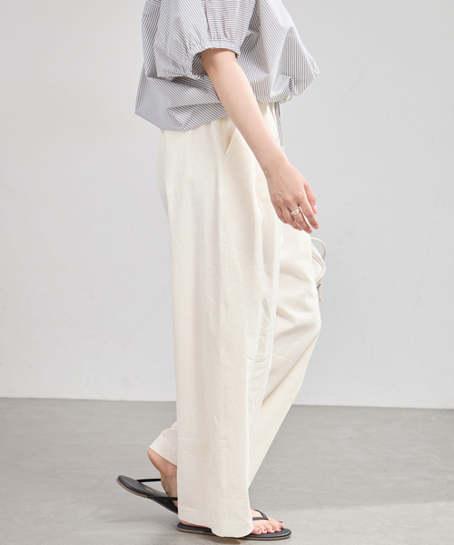 IENA(イエナ)の「《手洗い可》コクーントラウザーズ(スラックス・レディース・ホワイト/ベージュ/ダークブルー・34/36/38)」の15枚目の写真