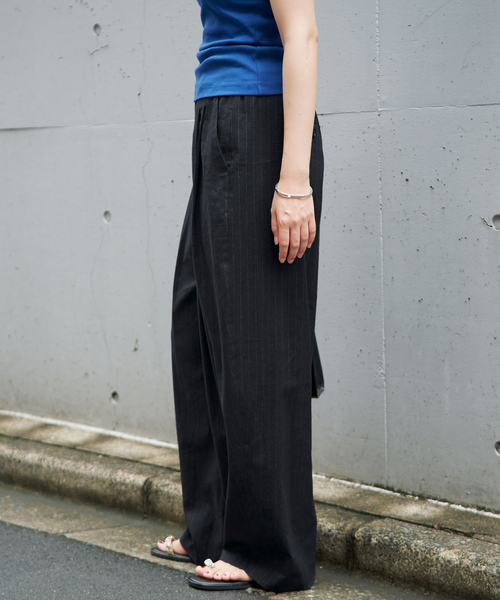 IENA(イエナ)の「《/手洗い可》コクーントラウザーズ(スラックス・レディース・ホワイト/ベージュ/ダークブルー・34/36/38)」の7枚目の写真