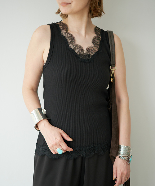 Deuxieme Classe(ドゥーズィエムクラス)の「Lace Rib タンクトップ(Tシャツ/カットソー・レディース・ブラック系その他/ブラック・FREE)」の1枚目の写真