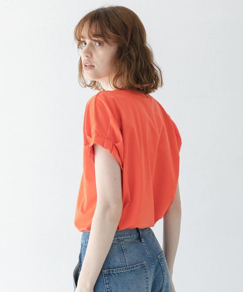 URBAN RESEARCH Sonny Label（アーバンリサーチサニーレーベル）の「接触冷感タックスリーブプルオーバー（Tシャツ/カットソー・レディース・オフホワイト/チャコールグレー/レッド系その他・FREE）」の16枚目の写真