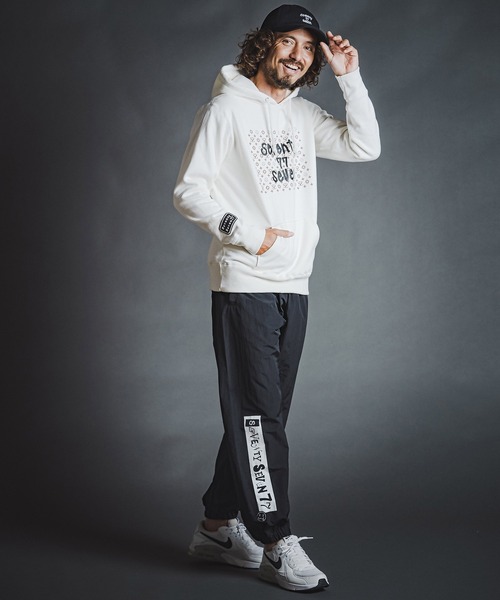 seventy seven(セブンティセブン)の「mpa4179- heavy oz brushed lining hoodie (monogram) パーカー(7726W230)(パーカー・メンズ・ブラック/オフホワイト/トップグレー・S/M/L/XL)」の14枚目の写真