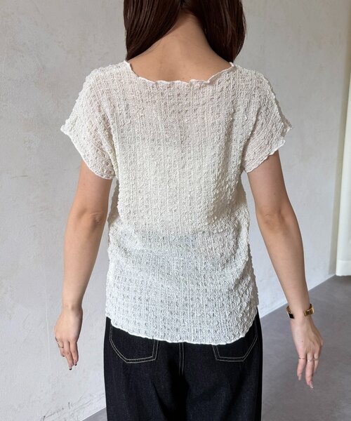Thevon（ゼボン）の「ボタンデザインシャーリングトップス（Tシャツ/カットソー・レディース・ホワイト系その他/アイボリー/ブラック/ブラック系その他・FREE）」の18枚目の写真