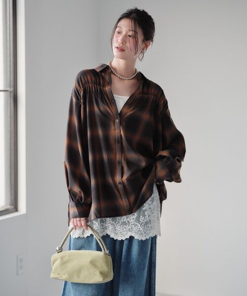 Green Parks(グリーンパークス)の「メタルボールポイント2WAYバッグ(ショルダーバッグ・レディース・ブラウン/グリーン/ブラック/ボルドー・FREE)」の11枚目の写真