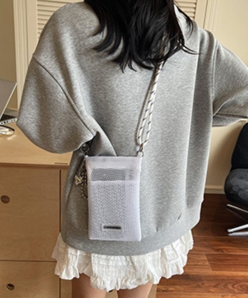 tolene(トレネ)の「メッシュ スクエア スマホバッグ ポケット付き ミニバッグ ショルダーバッグ(ショルダーバッグ・レディース・パープル/ホワイト/ブラック・FREE)」の6枚目の写真