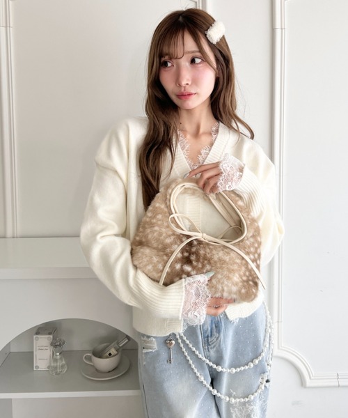 Loueme(ルエム)の「バンビファーリボンバッグ(ショルダーバッグ・レディース・ベージュ/グレー・FREE)」の7枚目の写真