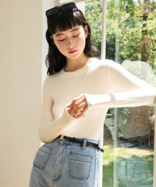 JOCOSA(ジョコサ)の「メリノウール配合 なめらか トップス(Tシャツ/カットソー・レディース・グレー/ダークグレー/ベージュ/ブラウン/ブルー/ホワイト/ブラック・M/L)」の1枚目の写真