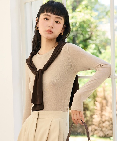 JOCOSA(ジョコサ)の「メリノウール配合 なめらか トップス(Tシャツ/カットソー・レディース・グレー/ダークグレー/ベージュ/ブラウン/ブルー/ホワイト/ブラック・M/L)」の20枚目の写真