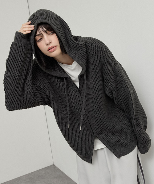 Alfred Alex(アルフレッドアレックス)の「【Alfred Alex】Double Zip Knit Hoodie / ルーズシルエット ダブルジップニットパーカー(ニット/セーター・メンズ・ダークブラウン/ダークグレー/ブラック/レッド・L/M)」の12枚目の写真