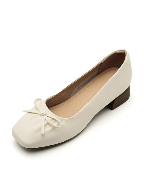 SPUR(シュプール)の「CLAUD ソフトフィット リボンパンプス -WA9022(2色)(パンプス・レディース・ブラック/アイボリー・22.5cm/24cm/23cm/23.5cm/24.5cm/25cm)」の6枚目の写真