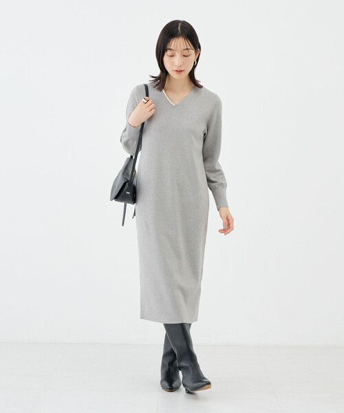 NOLLEY’S Sophi（ノーリーズソフィ）の「【WEB限定】《手洗い可能》片衿パール総針コクーンワンピース（ワンピース・レディース・グレー/ダークネイビー・36/38）」の13枚目の写真